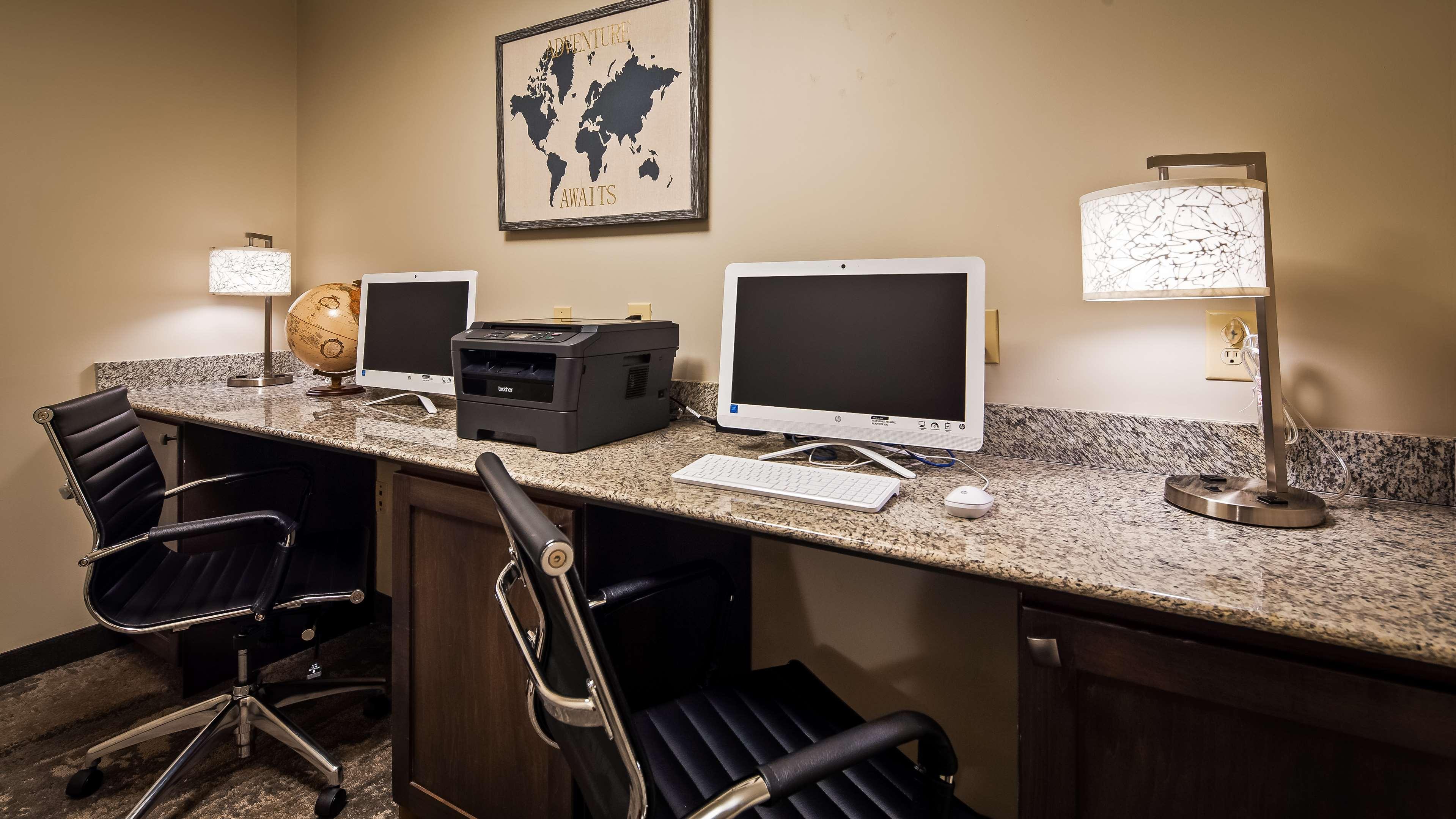 Best Western Plus Yadkin Valley Inn & Suites Jonesville Exterior foto