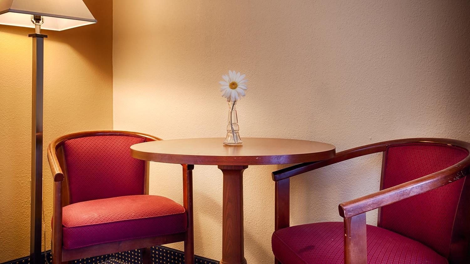Best Western Plus Yadkin Valley Inn & Suites Jonesville Exterior foto
