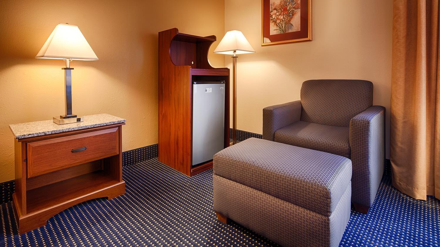 Best Western Plus Yadkin Valley Inn & Suites Jonesville Exterior foto