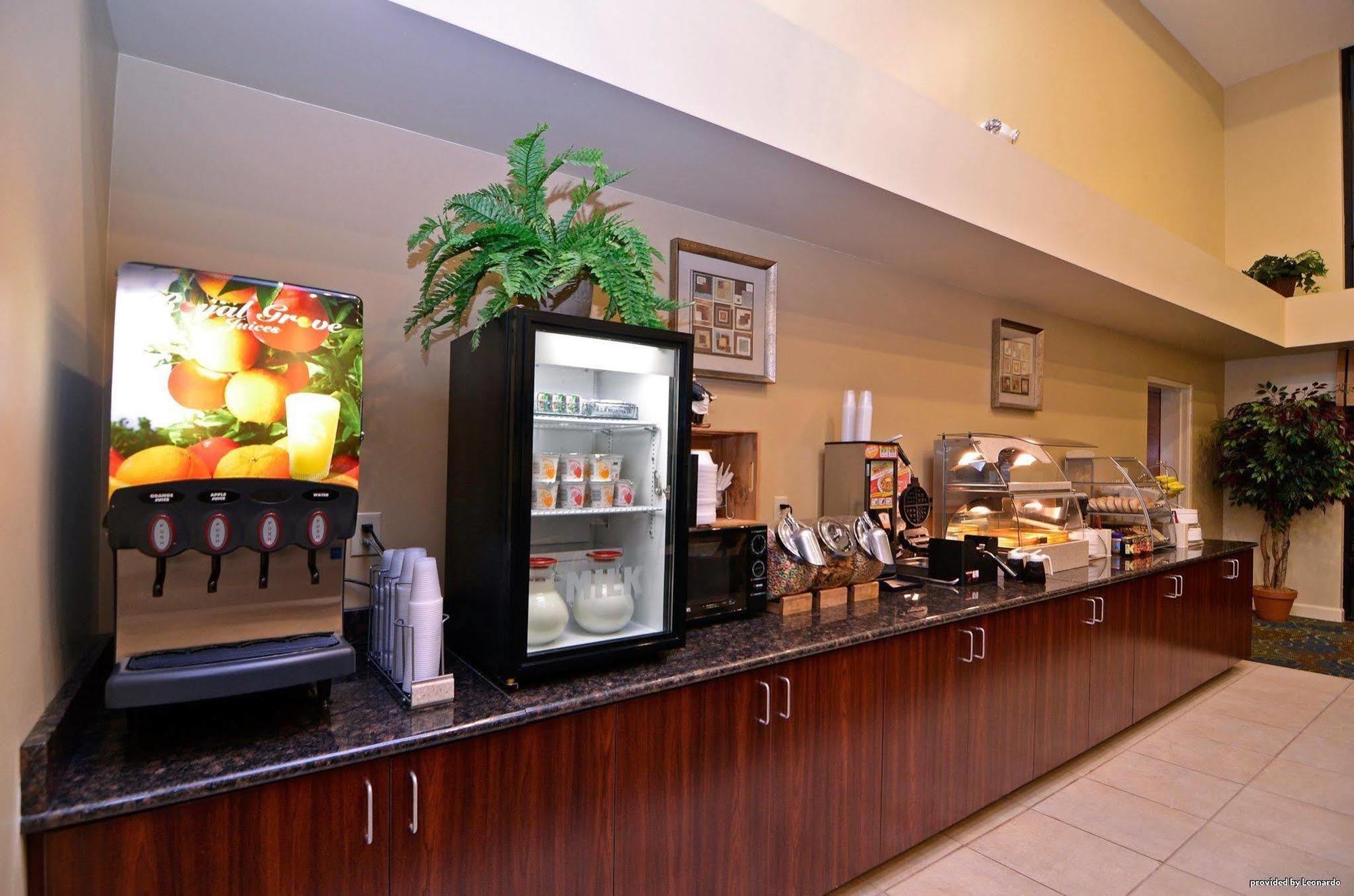 Best Western Plus Yadkin Valley Inn & Suites Jonesville Restaurante foto